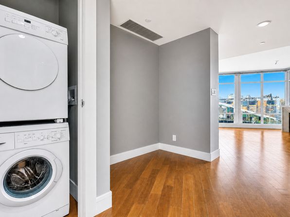 2 bedroom rental in Vancouver — photo 21