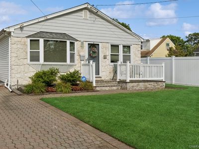 99 W 12th Street, Deer Park, NY, 11729