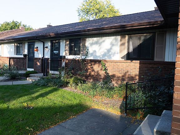 2nd image of 8471 Elkwood Dr SW