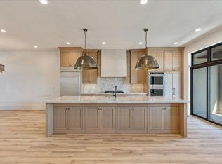 1610 E Center Pointe Dr, American Fork, UT 84003