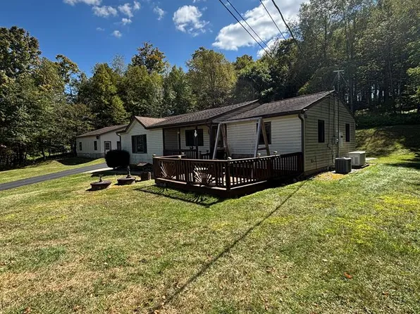 82 Snowshoe Ln, Galeton, PA 16922