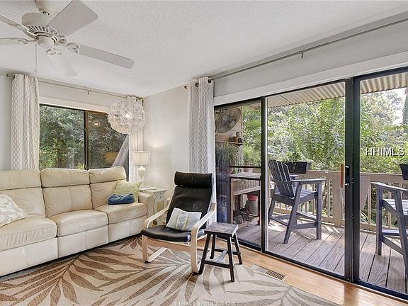 5th image of 53 Delander Ct APT 47