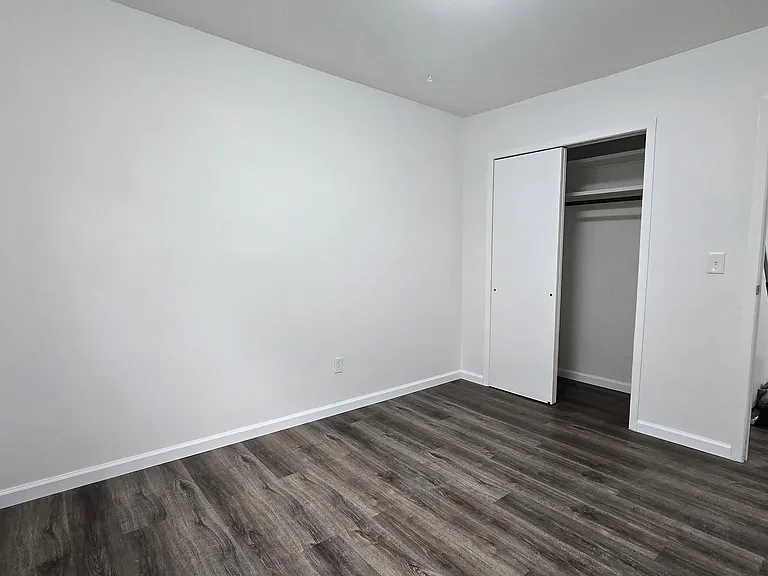 1466 Richmond Rd #2 — Photo 11