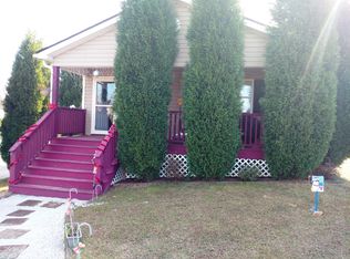 63 Fickley Dr, Hendersonville, NC 28739