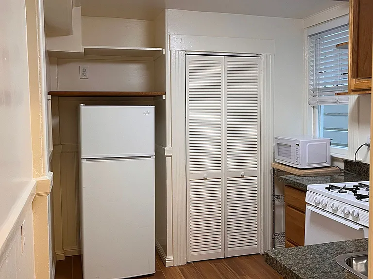 745 Haight St #B — Photo 4
