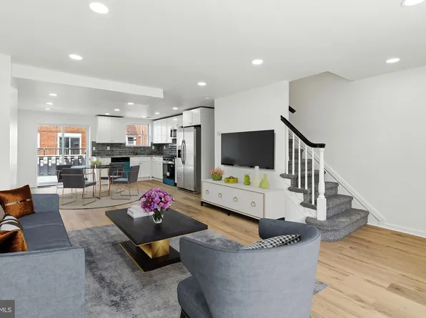7643 Gilbert St, Philadelphia, PA 19150