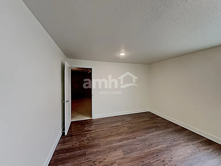 2388 E Frontier St — Photo 23