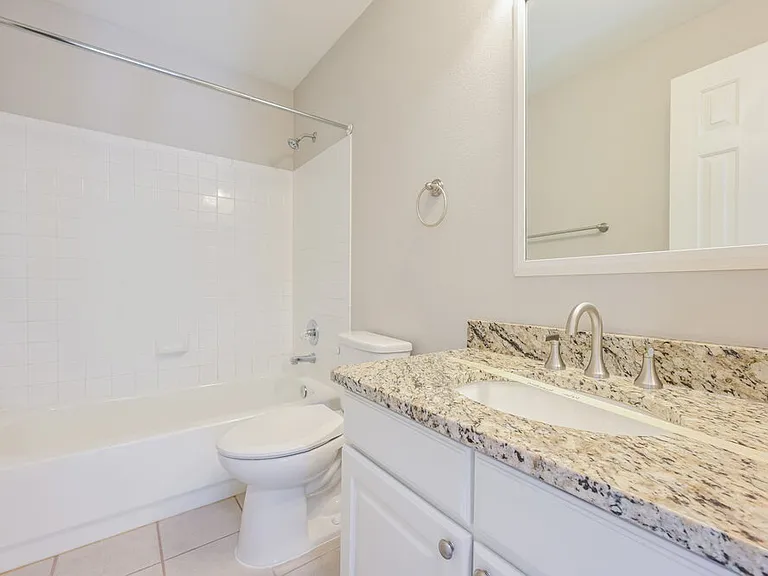 16131 Bluebonnet Dr — Photo 16