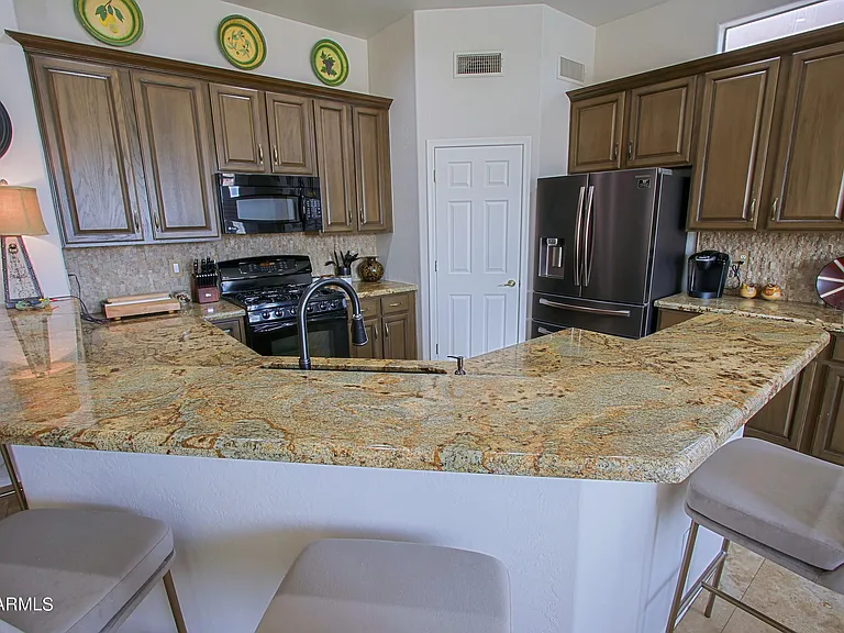 9616 E Chuckwagon Ln — Photo 20