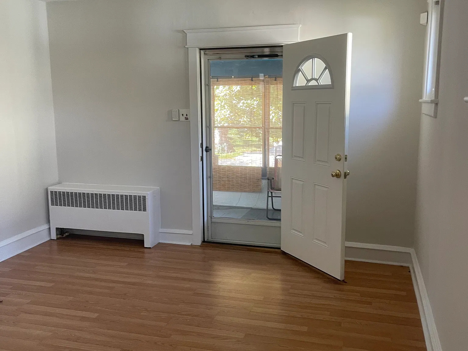 1 bed, 750 sqft, $1,350 — Photo 2