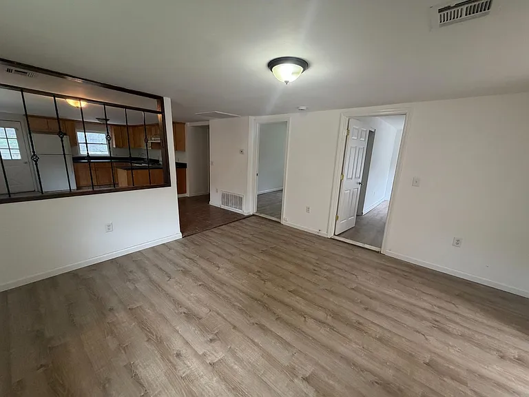 62 Pacific Ave — Photo 8