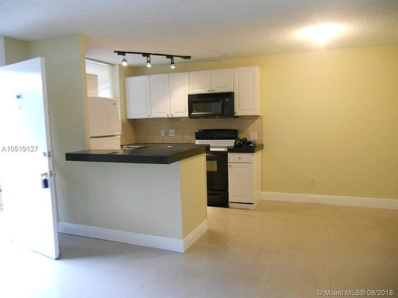 2nd image of 1801 S Treasure Dr APT 105