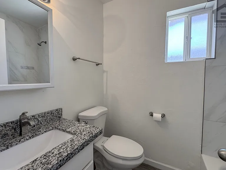 1346 E Willetta St — Photo 21