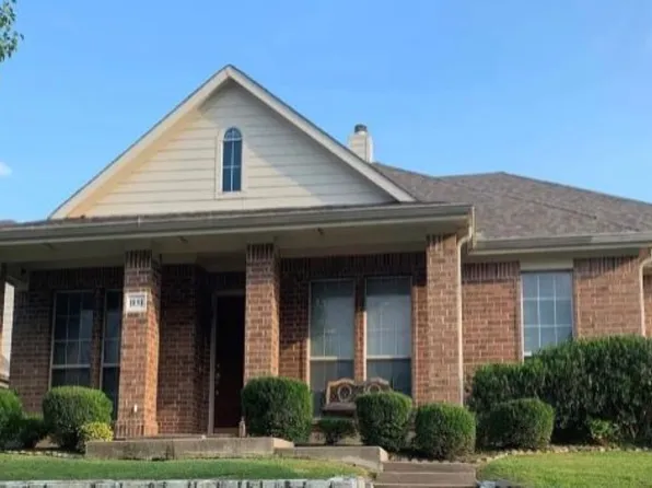 1051 Resaca Dr, Frisco, TX 75033