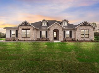 1010 Julian Dr, Van Alstyne, TX 75495
