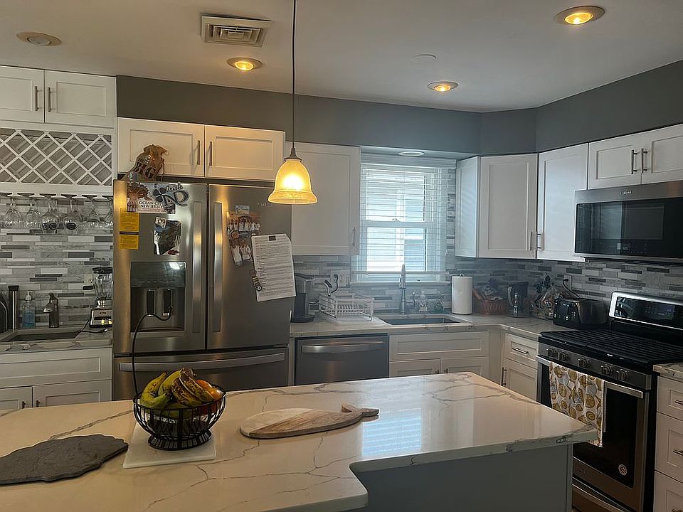 1st image of 5643 Asbury Ave #2