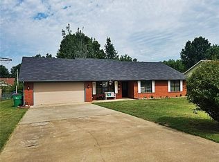 1385 Jims Pl, Springdale, AR 72762