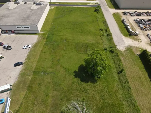 210 Dix St, Columbus, WI 53925