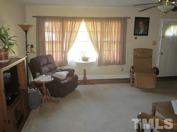 5th image of 301 Delacroix St