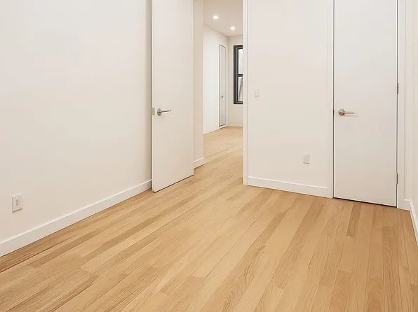 187 Bond Street image 5 of 12