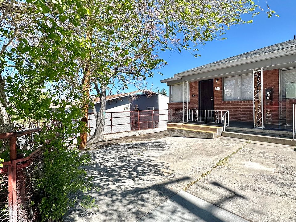 2nd image of 360 Wilson Ave