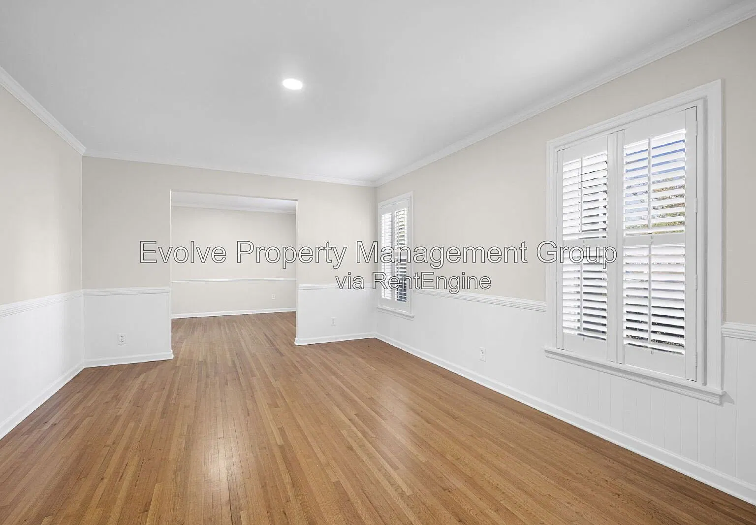 4 bed, 2.5 bath, 2340 sqft, $2,195 — Photo 3