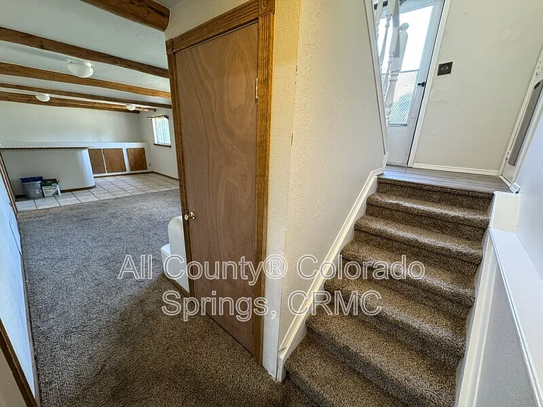 1237 Chiricahua Dr — Photo 16