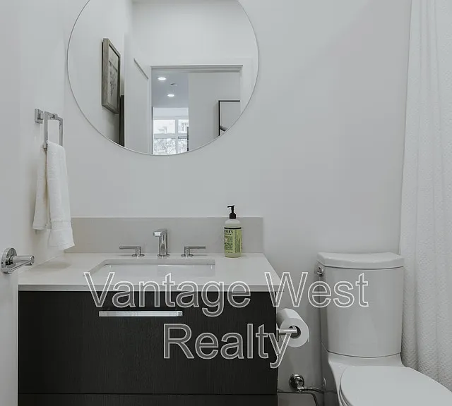 3389 Lakeshore Rd #516 — Photo 29