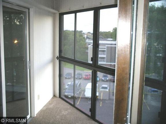 5th image of 2485 Canabury Dr #201