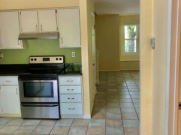 5th image of 1203 Saint Andrews Ct