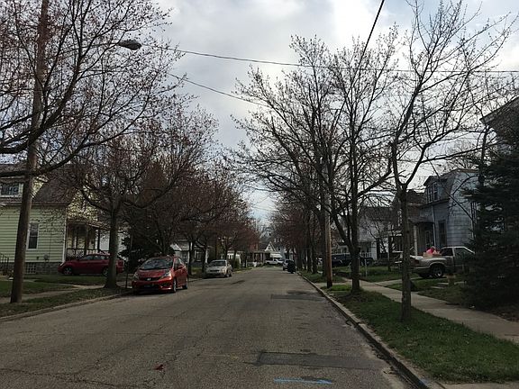 2nd image of 323 Arlington Ave
