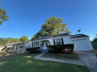 1245 Nectar Dr, Saint Louis, MO 63137