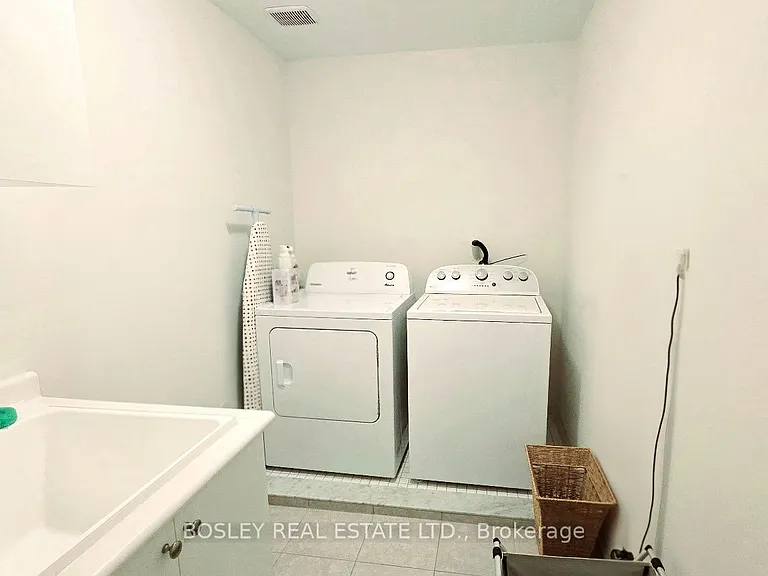 303 Humphrey St — Photo 18