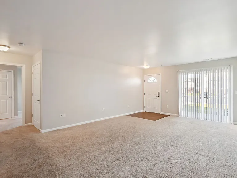 Abbey Ridge Apartment Homes — Photo 40