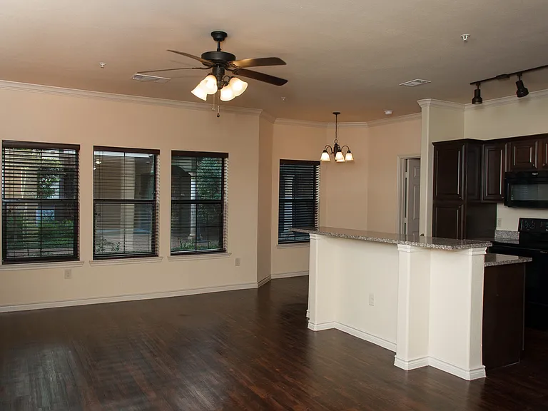 Villas of Ocean Drive — Photo 6