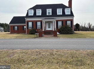 201 Hope Mountain Dr, Moorefield, WV