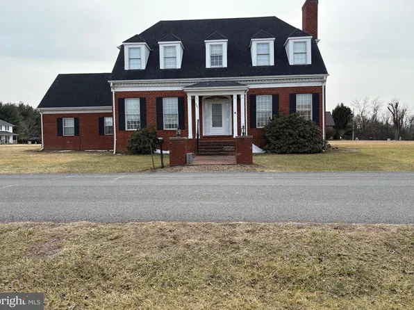 201 Hope Mountain Dr, Moorefield, WV 26836