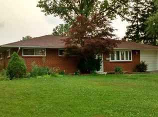 1693 Shively Rd, Reynoldsburg, OH 43068