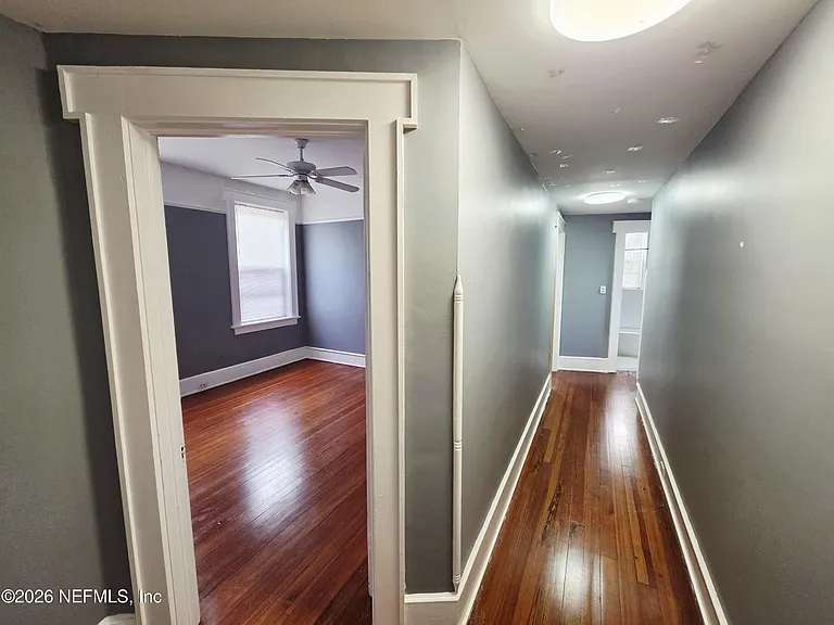146 W 6th St — Photo 13