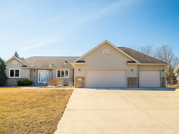 669 S Shore Dr, Detroit Lakes, MN 56501