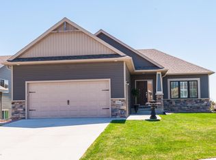 2684 Century Stone Ln NE, Rochester, MN 55906