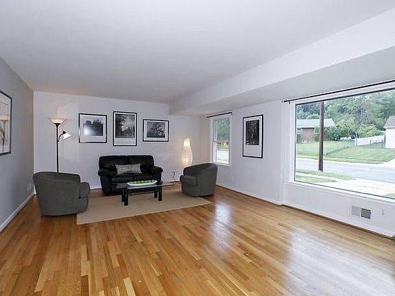 2nd image of 11124 Stillwater Ave