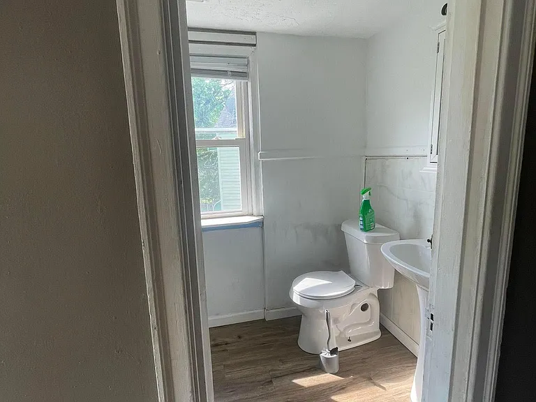 2444 Bretton Pl — Photo 10