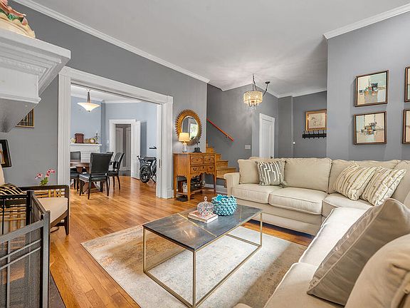 5th image of 668 Elsmere Park