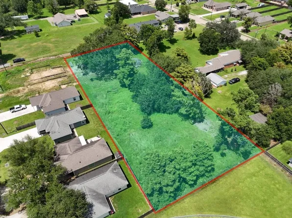 Mignonette Ln, Lake Charles, LA 70605