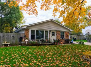 31 Marnel Rd, Montgomery, IL 60538