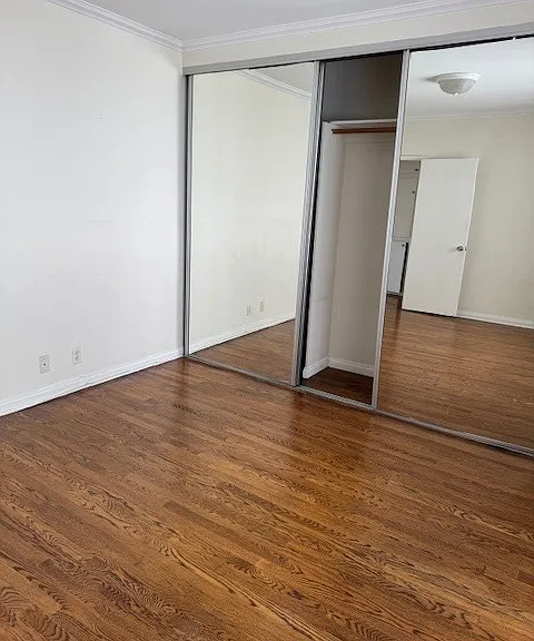 1229 N Spaulding Ave — Photo 6