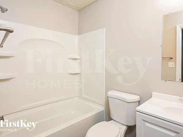 1023 Park Gate Pl — Photo 16
