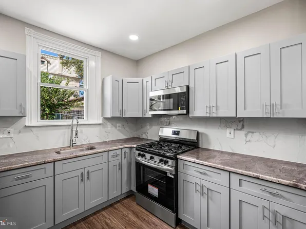 205 W Loudon St, Philadelphia, PA 19120