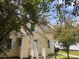 527 W Maple St, Deshler, OH 43516